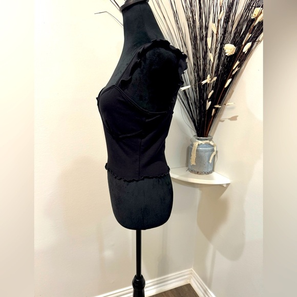 Heart and Hips Whimsical Goth Top - Junior Size Large - Picture 3 of 12